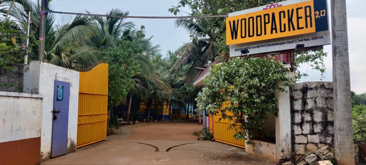 Woodpacker 2.0 Vandrarhem Pondicherry Exteriör bild